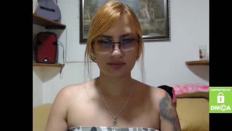 Snapshot of alice_trinity chatting on December 14, 7:51 pm Alice online show from December 14, 7:51 pm