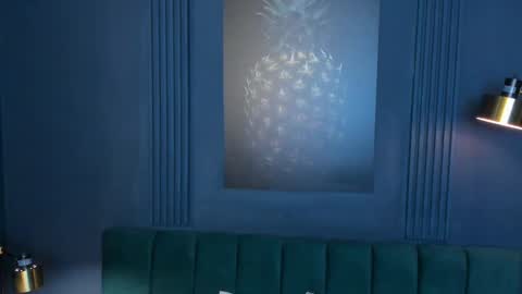 Snapshot of aliceandsia chatting on September 10, 3:06 am Alice and Asia online show from September 10, 3:06 am