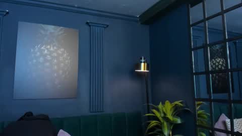 Snapshot of aliceandsia chatting on October 11, 4:22 am Alice and Asia online show from October 11, 4:22 am