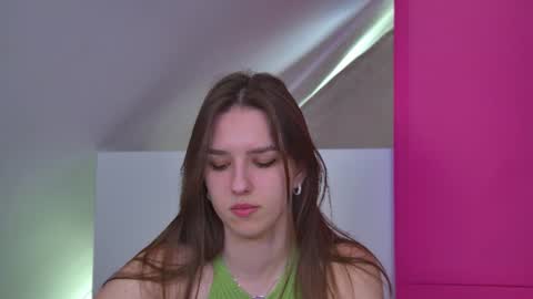 Alice online show from June 21, 6:16 am