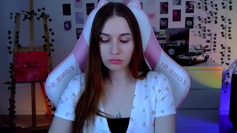 alicecharmy online show from October 20, 5:30 am