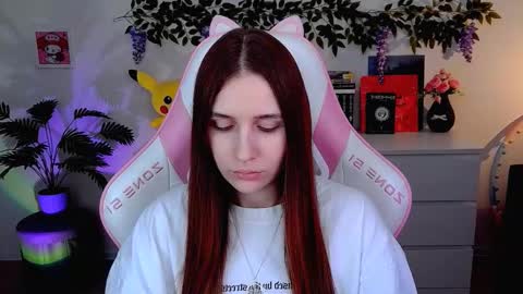alicecharmy online show from March 8, 1:15 pm