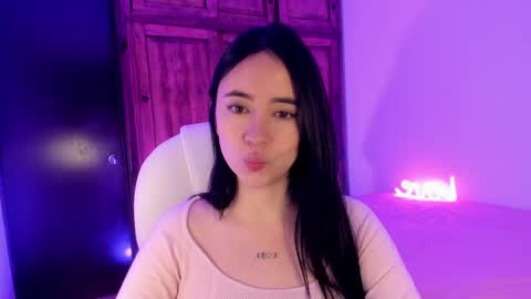 Aliceee  ..   97YP9VWGZHrefnav wishlist lists 1 online show from February 13, 12:11 pm
