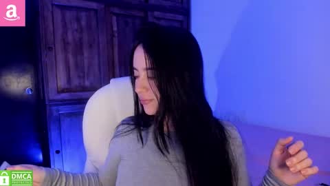 Snapshot of alicee_2 chatting on October 27, 12:15 am Aliceee .. 97YP9VWGZHrefnav wishlist lists 1 online show from October 27, 12:15 am