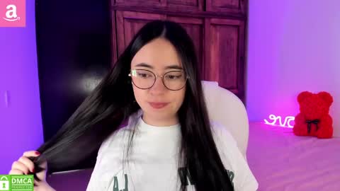 Aliceee  ..   97YP9VWGZHrefnav wishlist lists 1 online show from May 15, 7:21 pm