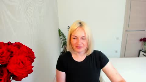 Alicee online show from June 17, 9:23 am