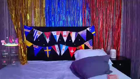 alicee_moonn online show from June 11, 9:57 pm