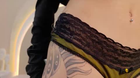 alice online show from November 7, 4:29 pm