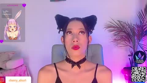 Snapshot of alicee_salvatore chatting on February 16, 1:14 am Alice Salvatore online show from February 16, 1:14 am