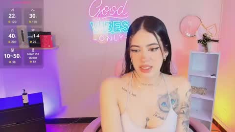 Alice online show from December 5, 1:09 pm