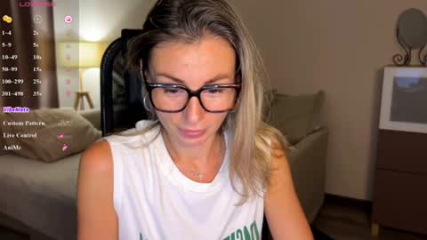 Daniella online show from July 10, 11:24 am