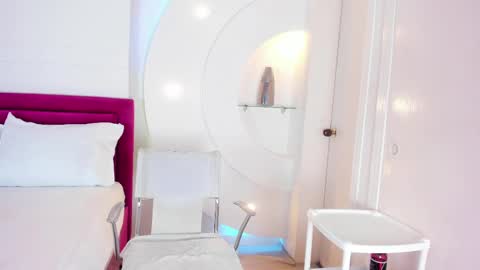 Snapshot of alicehanz_ chatting on February 11, 4:11 am Alice online show from February 11, 4:11 am