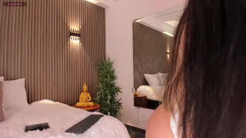 Snapshot of alicehanz_ chatting on November 30, 4:05 am Alice online show from November 30, 4:05 am