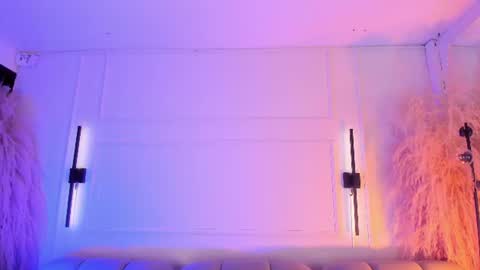 Alice  online show from July 11, 4:04 am