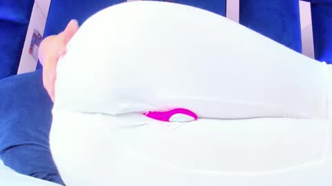 alicehott_05 online show from March 18, 4:37 am