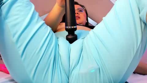 alicehott_05 online show from June 26, 4:06 am