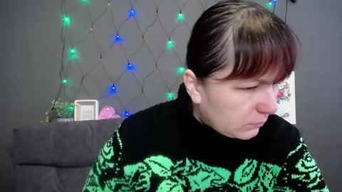 Snapshot of aliceinks chatting on February 1, 7:07 am AliceInks online show from February 1, 7:07 am