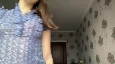 Snapshot of aliceinlustland chatting on December 3, 11:08 am aliceinlustland online show from December 3, 11:08 am