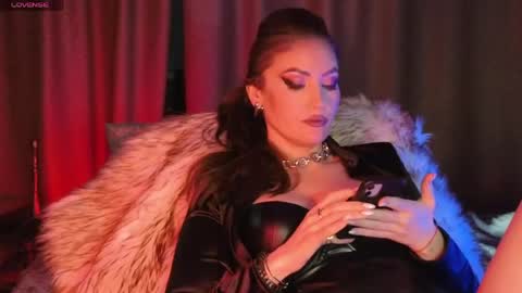 alicejameson online show from April 28, 9:31 pm