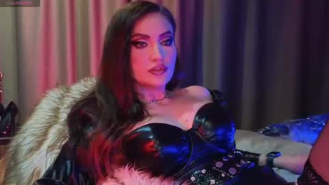 alicejameson online show from August 2, 9:57 pm