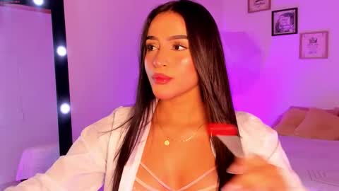 Snapshot of alicekiing_ chatting on September 21, 2:13 am ALICEKIING online show from September 21, 2:13 am