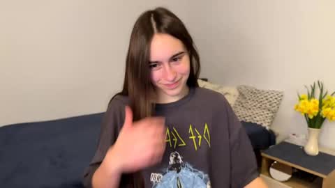 alicekollt online show from April 28, 9:20 pm