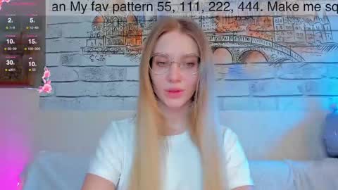 Snapshot of alicemilman chatting on February 7, 10:19 am Alice online show from February 7, 10:19 am