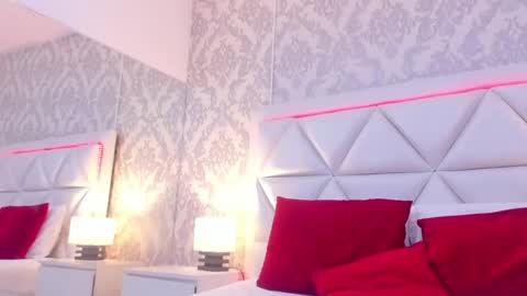 Snapshot of alicemorelli_ chatting on May 21, 1:23 am Alice Morelli online show from May 21, 1:23 am