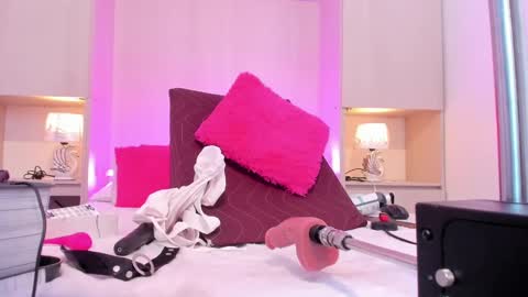 Snapshot of alicepipper chatting on February 12, 11:30 pm ALICE online show from February 12, 11:30 pm