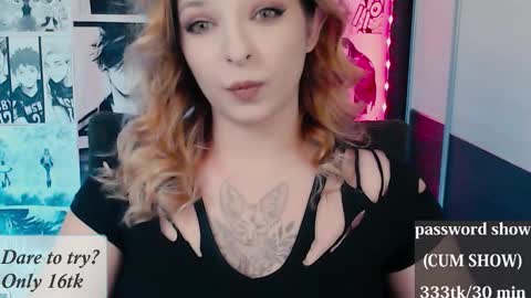 Snapshot of aliceriddle1 chatting on March 5, 8:38 pm aliceriddle1 online show from March 5, 8:38 pm