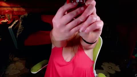 Snapshot of alicescuriosity chatting on November 21, 4:55 am Alices Curiosity online show from November 21, 4:55 am