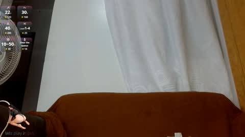 Snapshot of alicesweetx chatting on October 16, 9:10 am alices  cuenta independiente online show from October 16, 9:10 am
