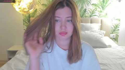 Snapshot of alicetuker chatting on March 13, 5:19 pm Alice online show from March 13, 5:19 pm