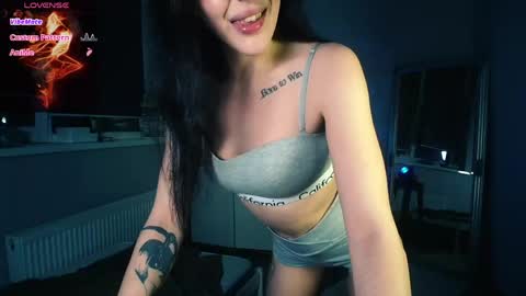 Alice online show from May 21, 10:39 pm