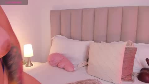 Snapshot of aliceveraa_ chatting on January 8, 10:48 pm Alice Vera online show from January 8, 10:48 pm