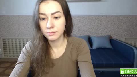 Snapshot of alicewonderful22 chatting on January 13, 7:00 am Alice online show from January 13, 7:00 am