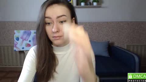 Snapshot of alicewonderful22 chatting on March 7, 7:08 am Alice online show from March 7, 7:08 am
