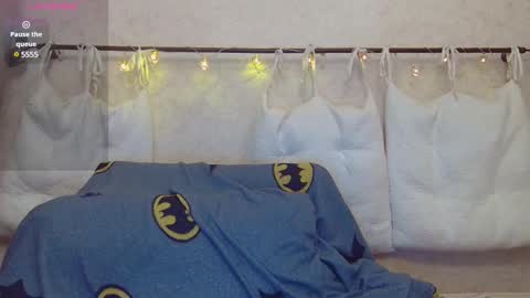 Snapshot of alicewoolfy chatting on December 5, 8:55 pm AliceWoolfy online show from December 5, 8:55 pm