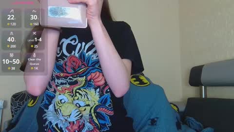 Snapshot of alicewoolfy chatting on February 22, 10:31 pm AliceWoolfy online show from February 22, 10:31 pm