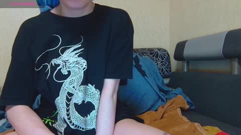 Snapshot of alicewoolfy chatting on March 8, 10:02 pm AliceWoolfy online show from March 8, 10:02 pm