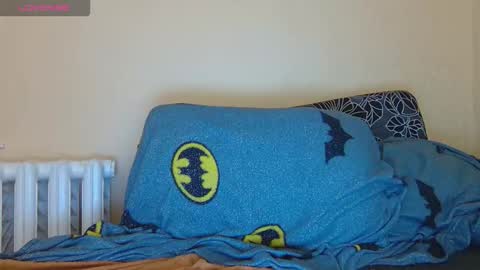 Snapshot of alicewoolfy chatting on September 8, 8:19 pm AliceWoolfy online show from September 8, 8:19 pm