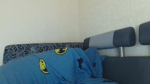 Snapshot of alicewoolfy chatting on September 15, 2:33 am AliceWoolfy online show from September 15, 2:33 am