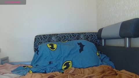 Snapshot of alicewoolfy chatting on September 21, 9:16 pm AliceWoolfy online show from September 21, 9:16 pm