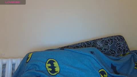 Snapshot of alicewoolfy chatting on September 22, 8:33 pm AliceWoolfy online show from September 22, 8:33 pm