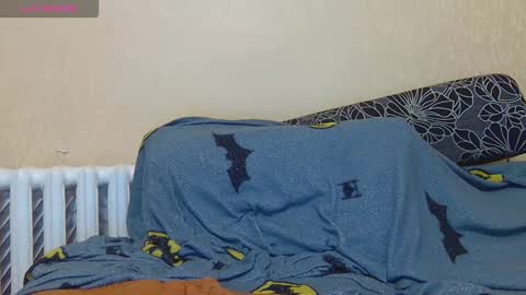 Snapshot of alicewoolfy chatting on September 25, 9:07 pm AliceWoolfy online show from September 25, 9:07 pm