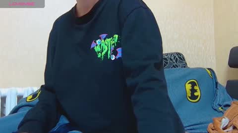 Snapshot of alicewoolfy chatting on October 5, 9:02 pm AliceWoolfy online show from October 5, 9:02 pm