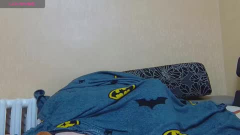 Snapshot of alicewoolfy chatting on November 11, 11:16 pm AliceWoolfy online show from November 11, 11:16 pm