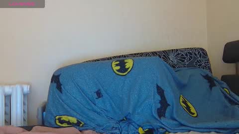 Snapshot of alicewoolfy chatting on November 18, 9:19 pm AliceWoolfy online show from November 18, 9:19 pm