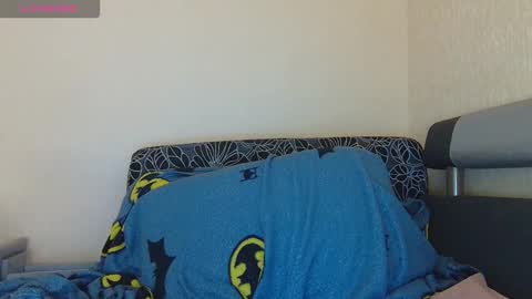 Snapshot of alicewoolfy chatting on December 13, 7:53 pm AliceWoolfy online show from December 13, 7:53 pm