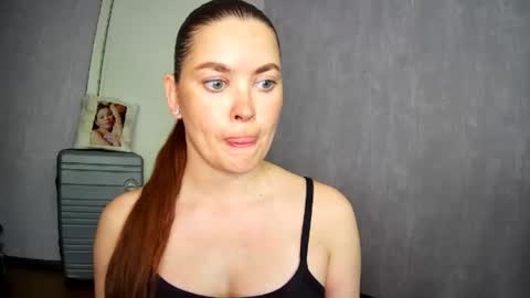 AlicexFresh online show from July 31, 11:42 am